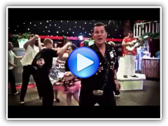 Johnny Valentino a.k.a. Wally Preyll allround entertainer te boeken bij www.johnnyvalentino.eu