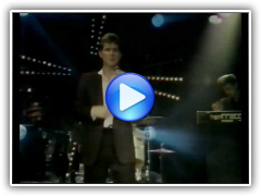 Johnny Valentino a.k.a. Wally Preyll allround entertainer te boeken bij www.johnnyvalentino.eu